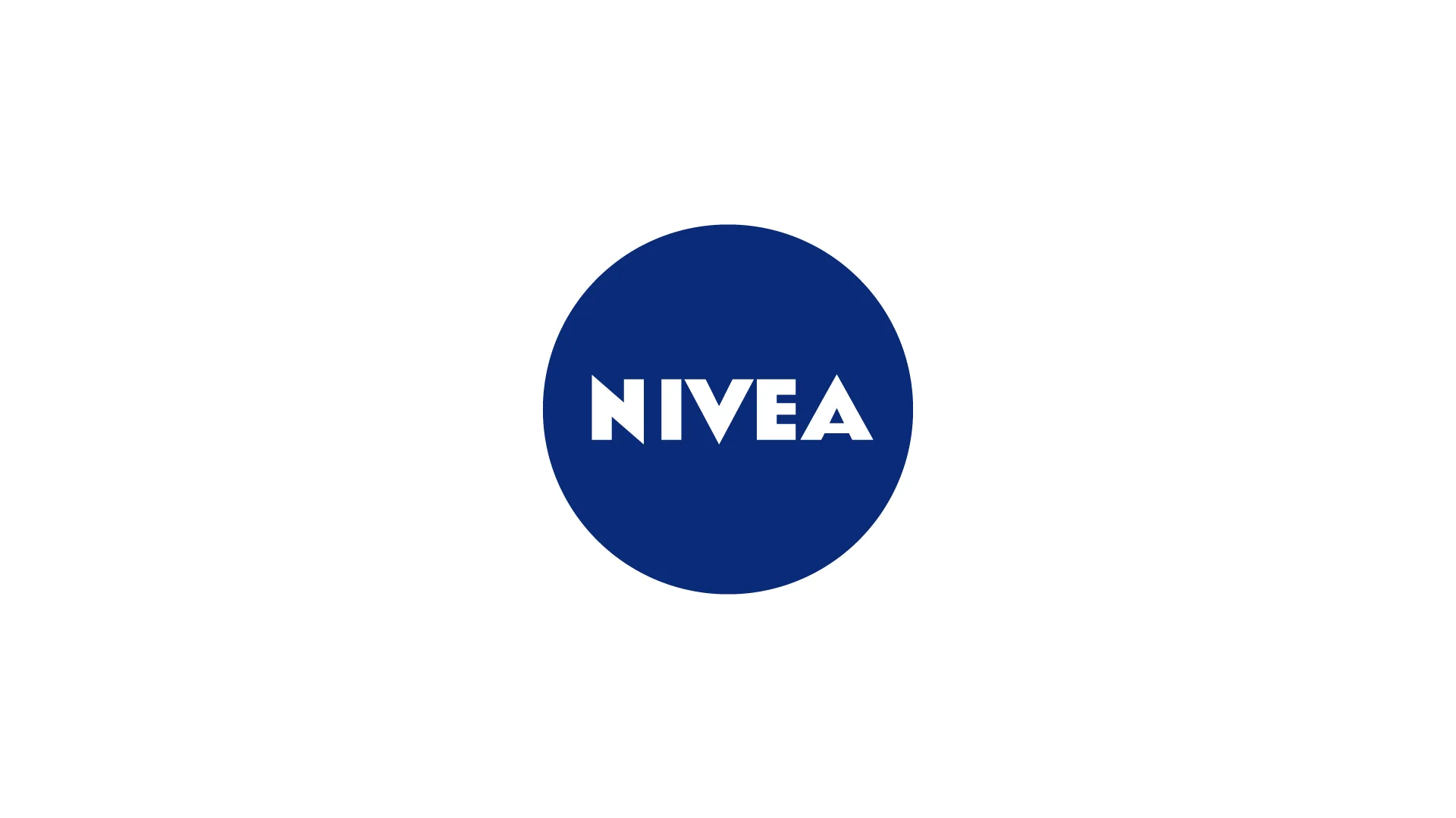 EcoBola — NIVEA circular logo on a white background